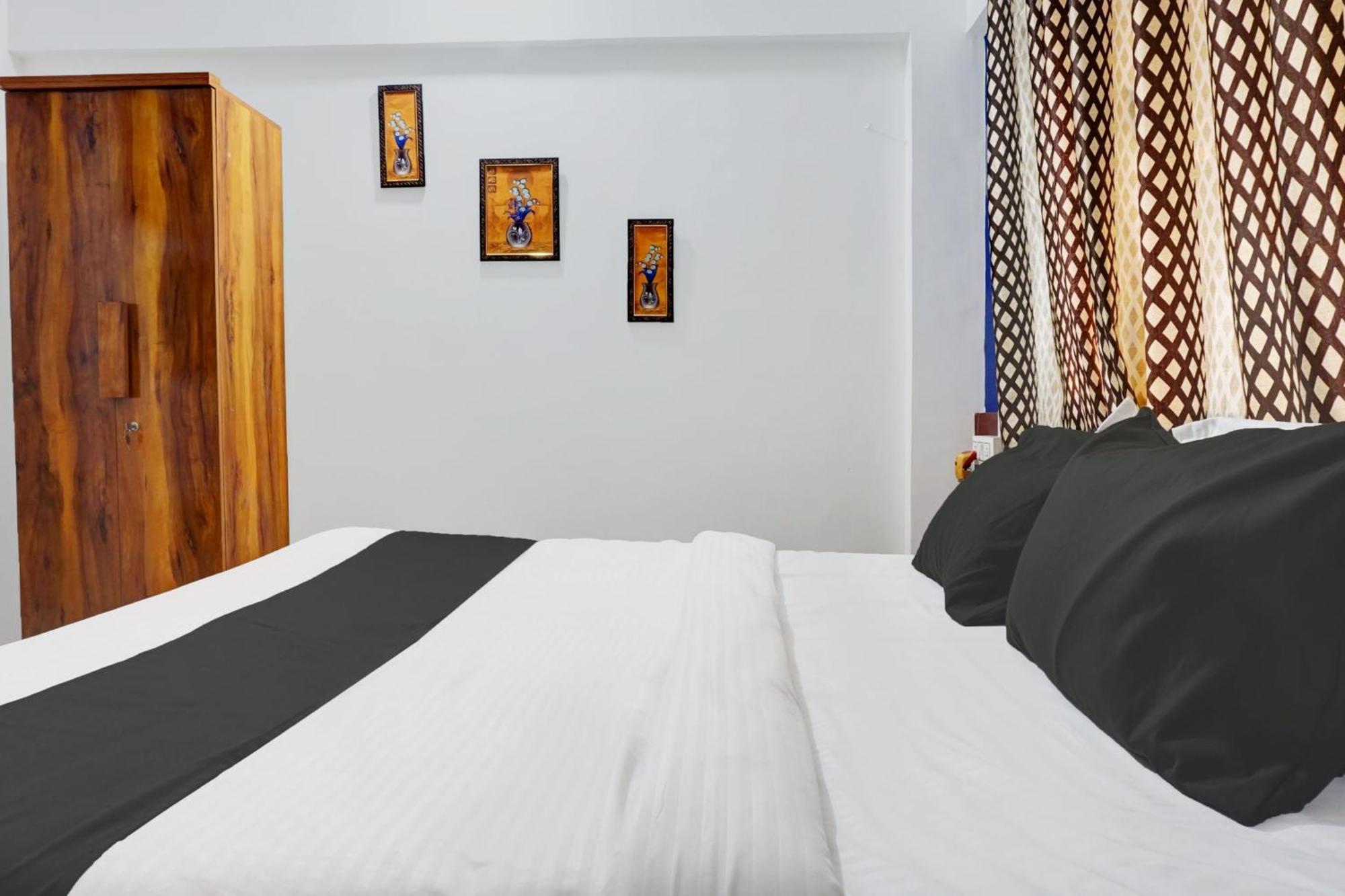 Hotel O Nisarg Villa Púna Exteriér fotografie